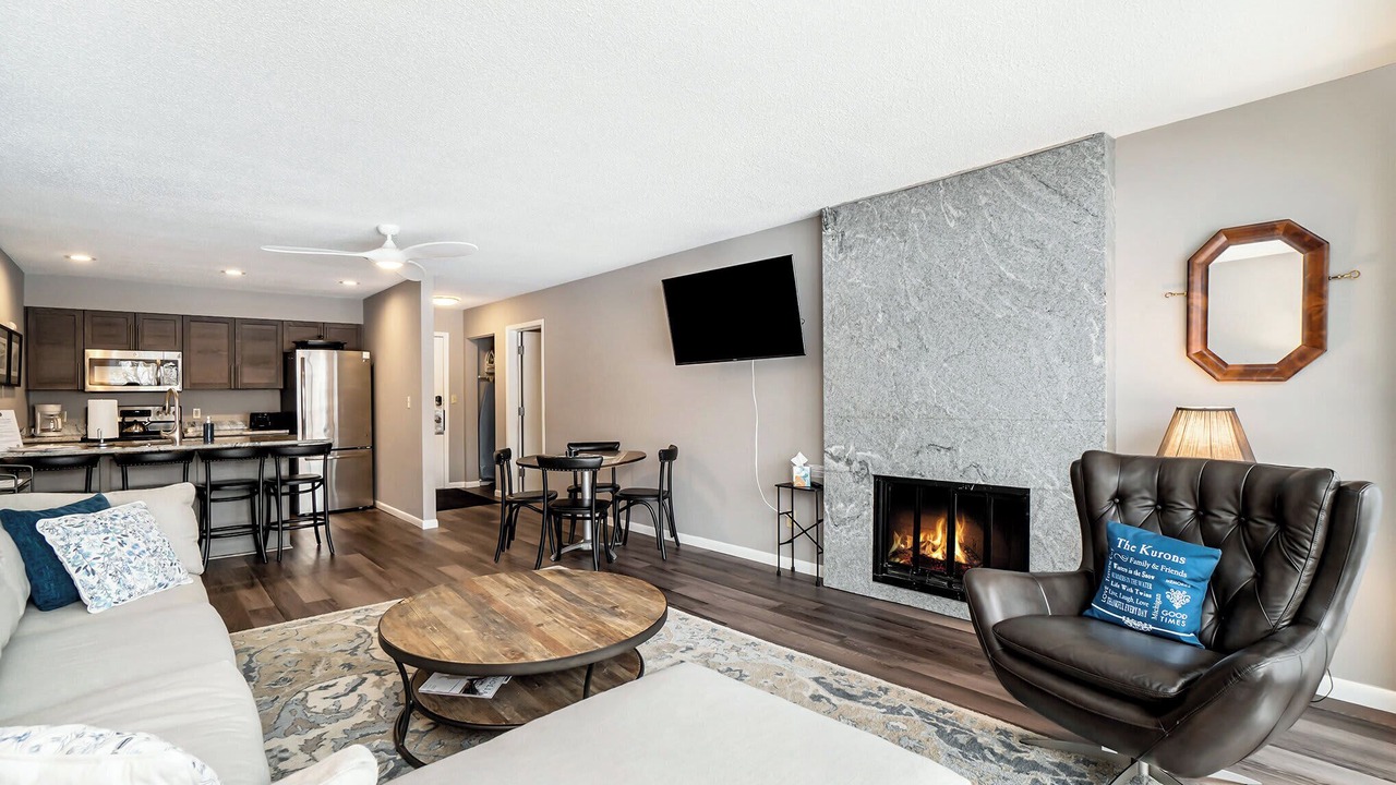 Photo of Livingroom in Acme