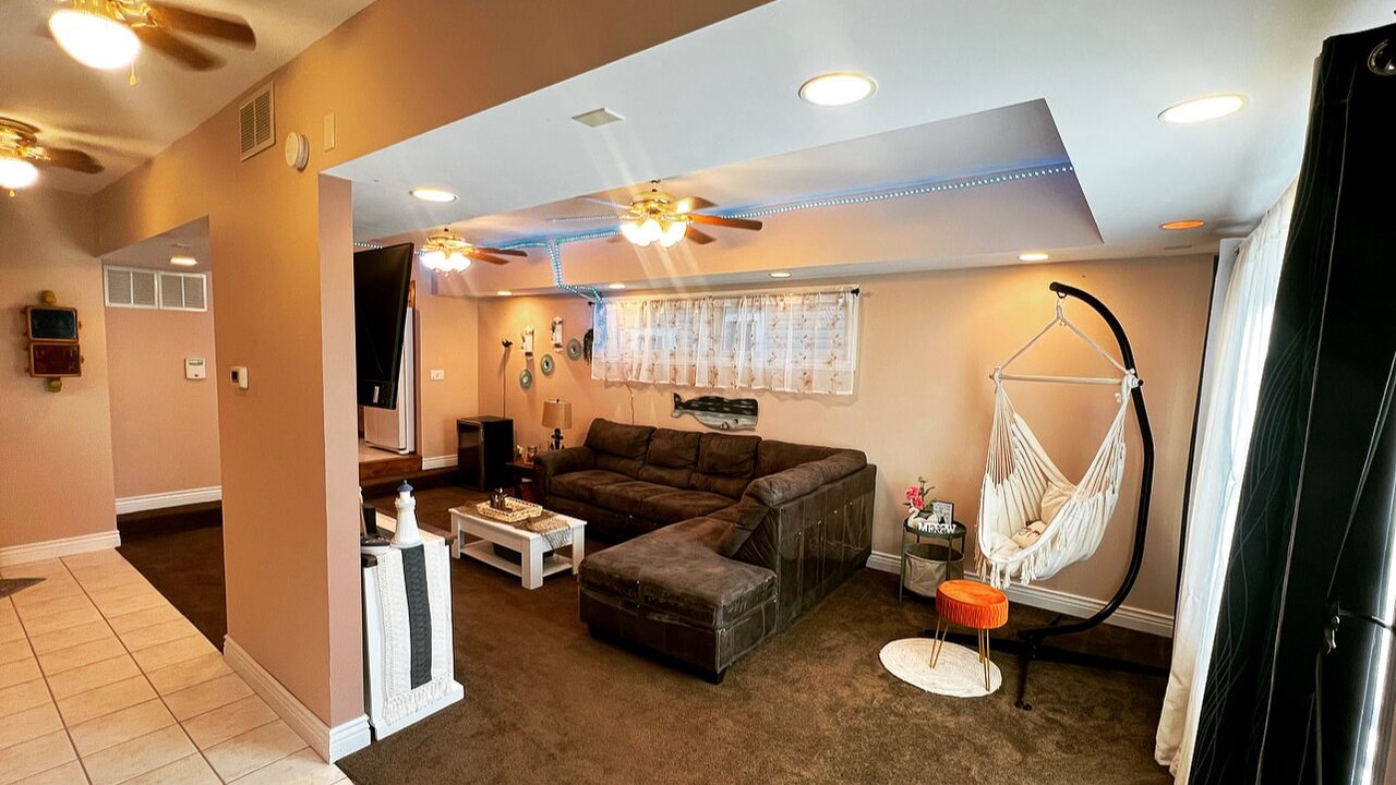 Photo of Livingroom in Michigan City