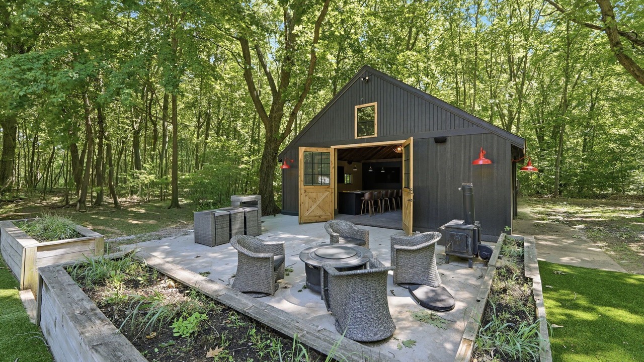 Photo of Outdoor in Michigan City