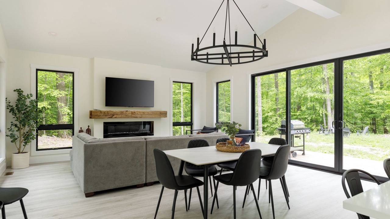Photo of Livingroom in Empire