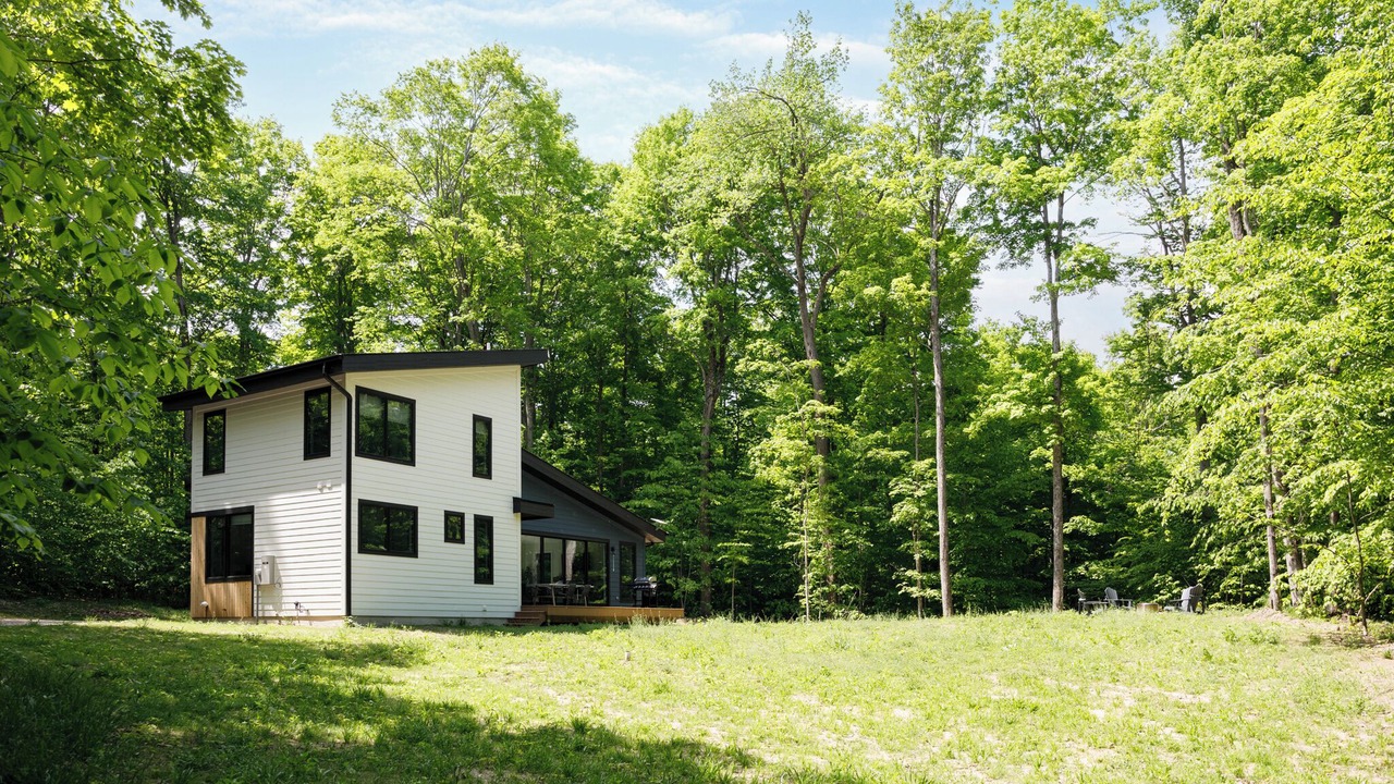 Photo of Outdoor in Empire