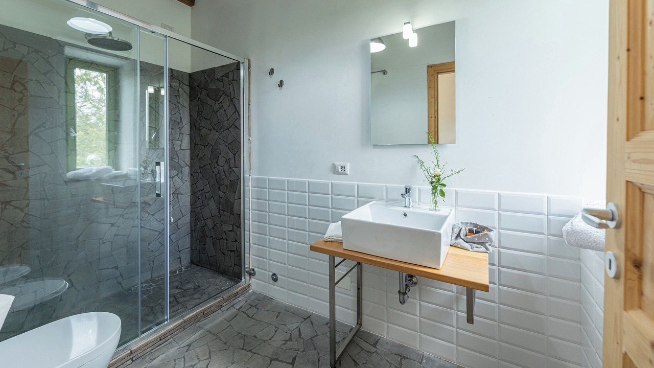 Photo of Bathroom in Acquapendente