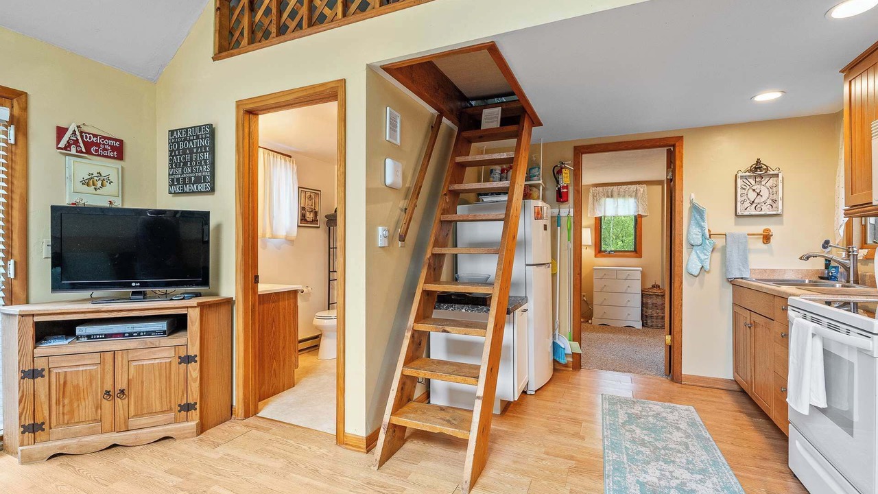 Photo of Bedroom in Baileys Harbor