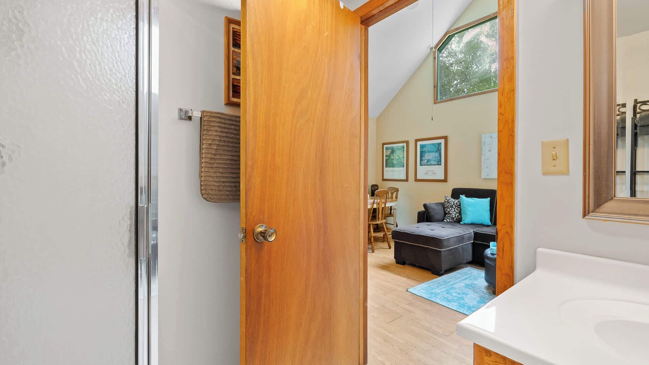 Photo of Bathroom in Baileys Harbor