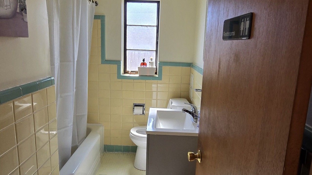 Photo of Bathroom in Toledo