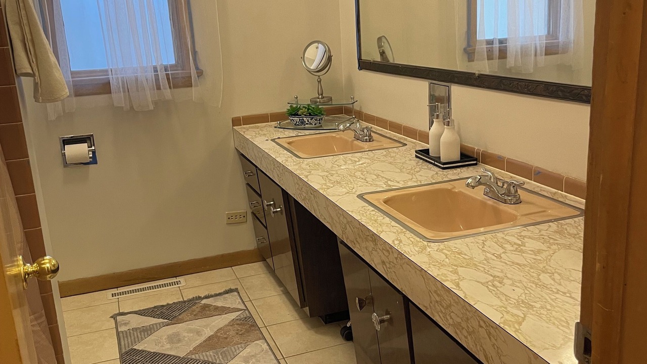 Photo of Bathroom in Munster
