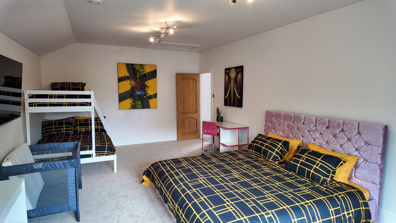 Photo of Bedroom in Wixford