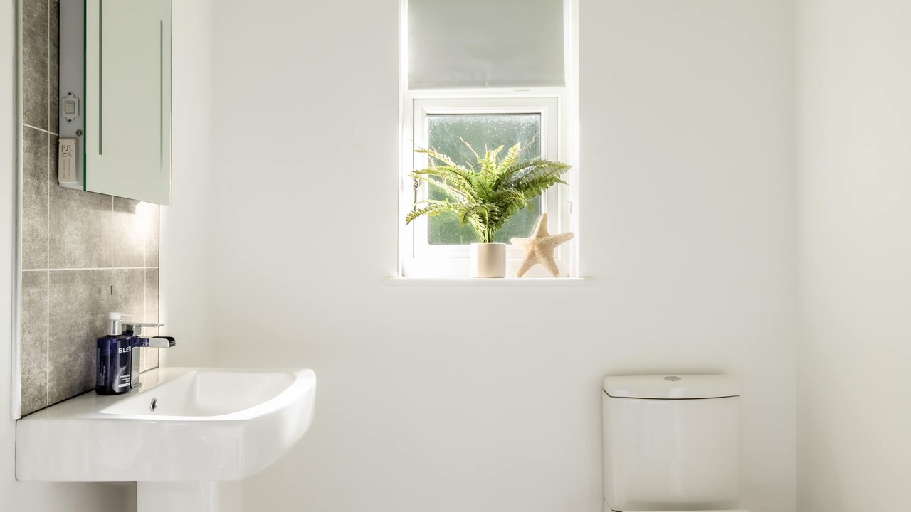 Photo of Bathroom in Ampney Crucis