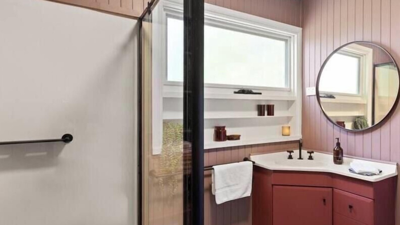 Photo of Bathroom in Sunderland Bay