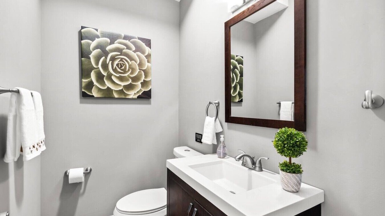 Photo of Bathroom in Avondale