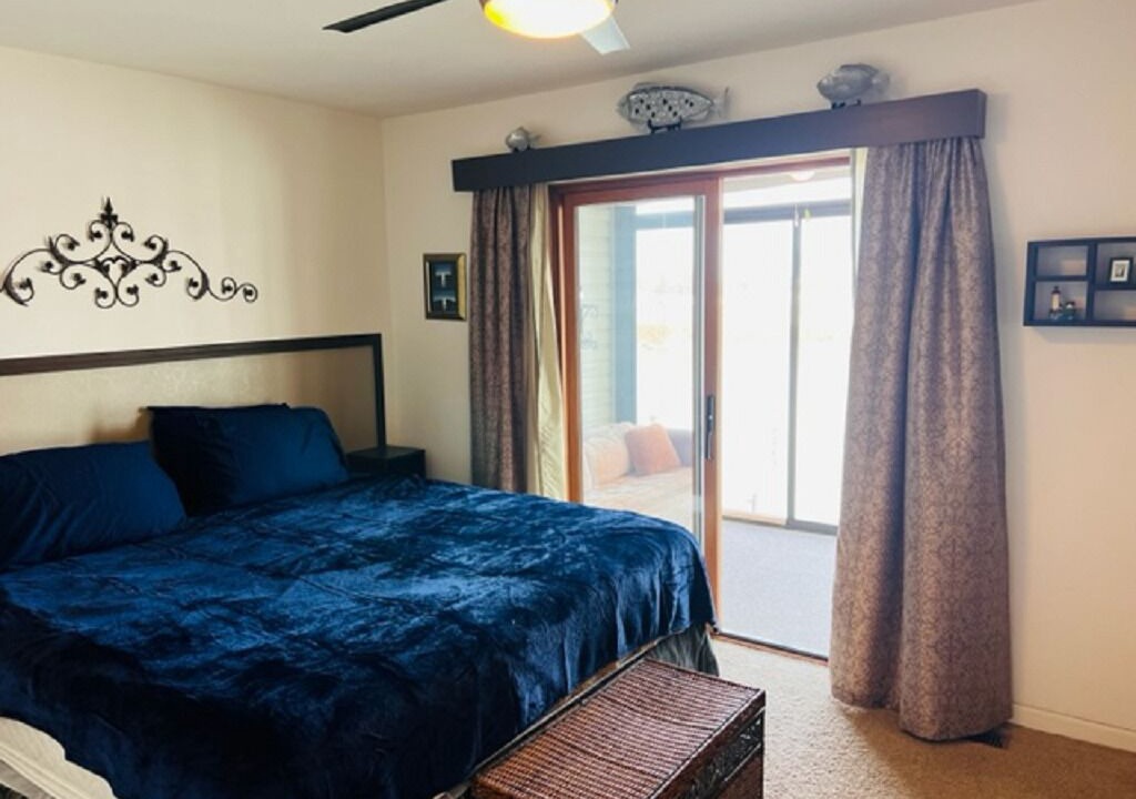 Photo of Bedroom in Oak Harbor