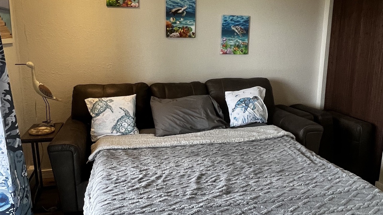 Photo of Bedroom in Oak Harbor