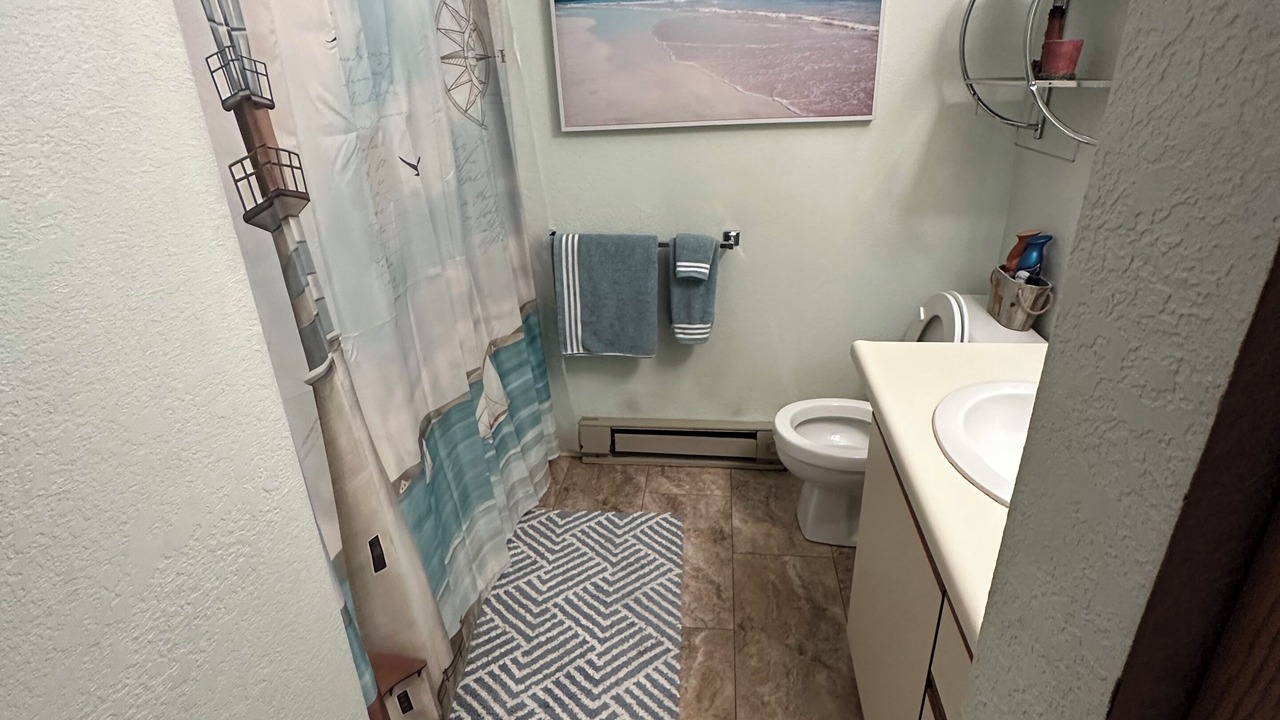 Photo of Bathroom in Oak Harbor