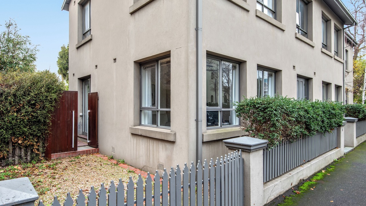 Photo of Outdoor in East Melbourne