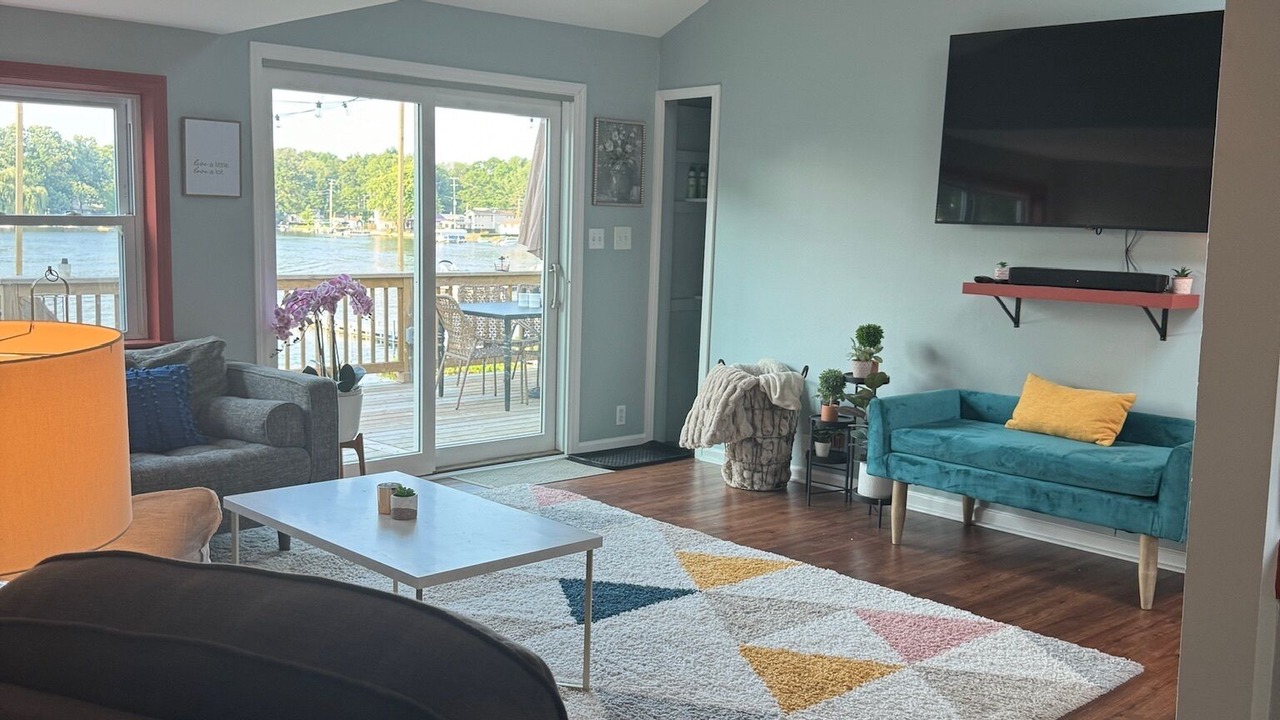 Photo of Livingroom in Howell