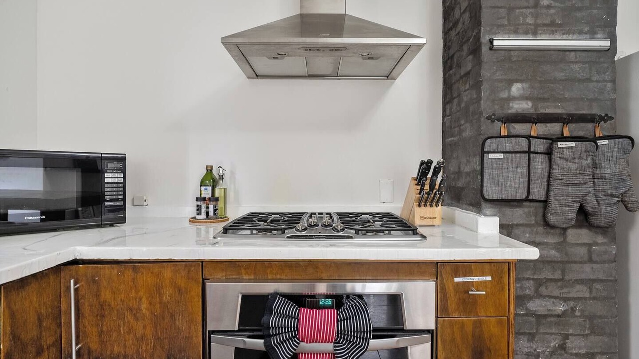 Photo of Kitchen in Bankview