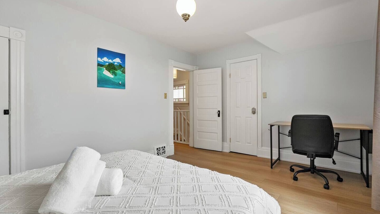 Photo of Bedroom in Bankview
