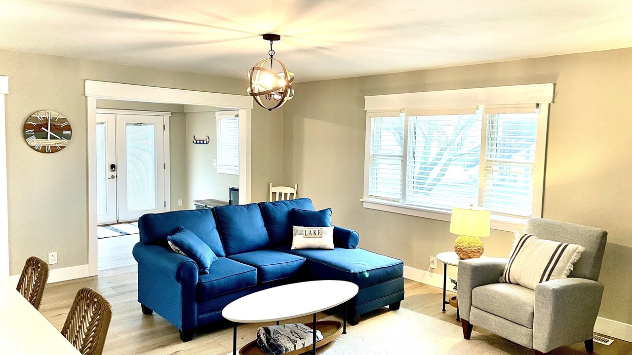 Photo of Livingroom in Oak Harbor