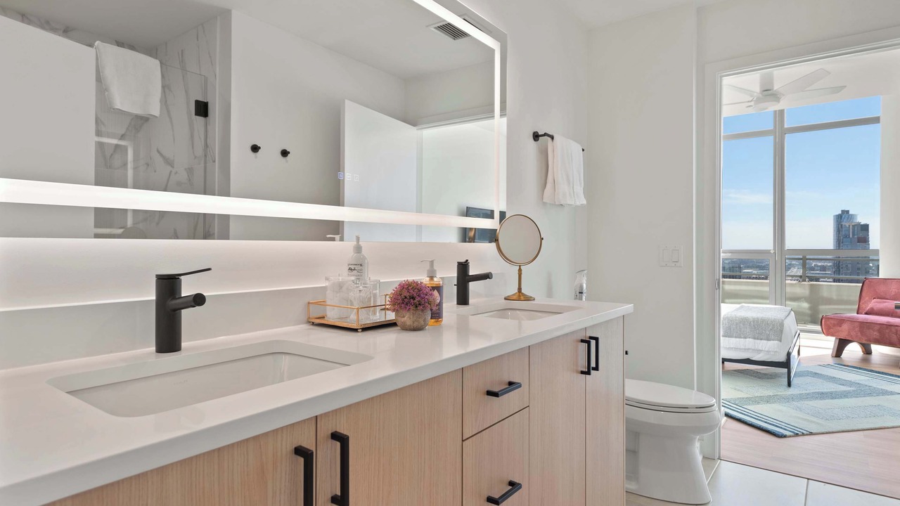 Photo of Bathroom in Downtown Chicago