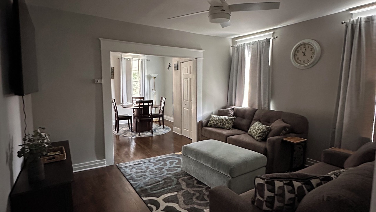 Photo of Livingroom in Downers Grove