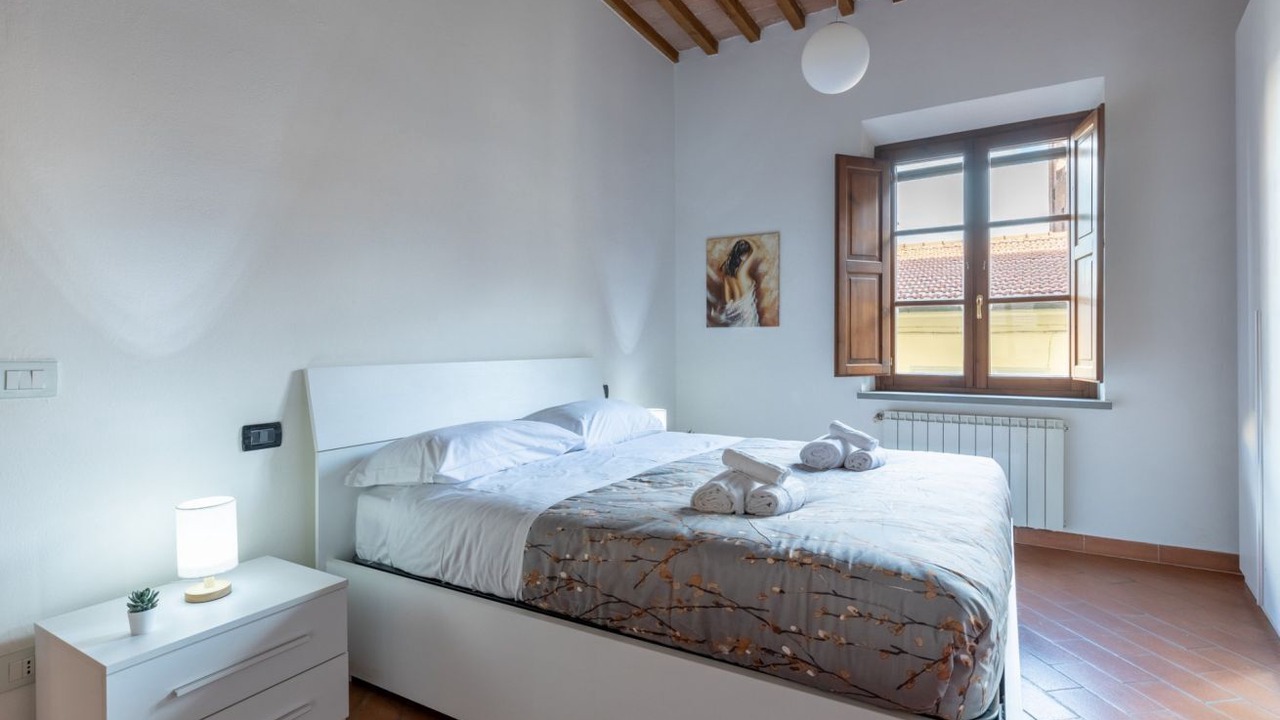 Photo of Bedroom in Pisa