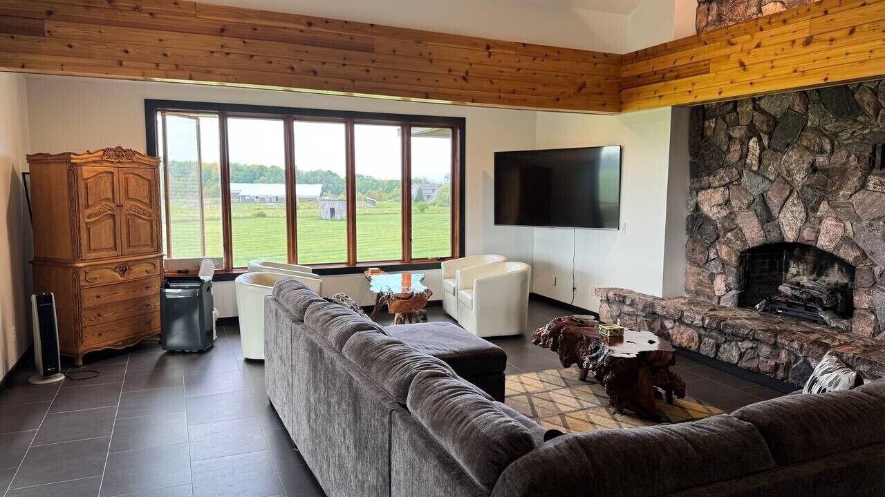 Photo of Livingroom in Upper Peninsula Michigan