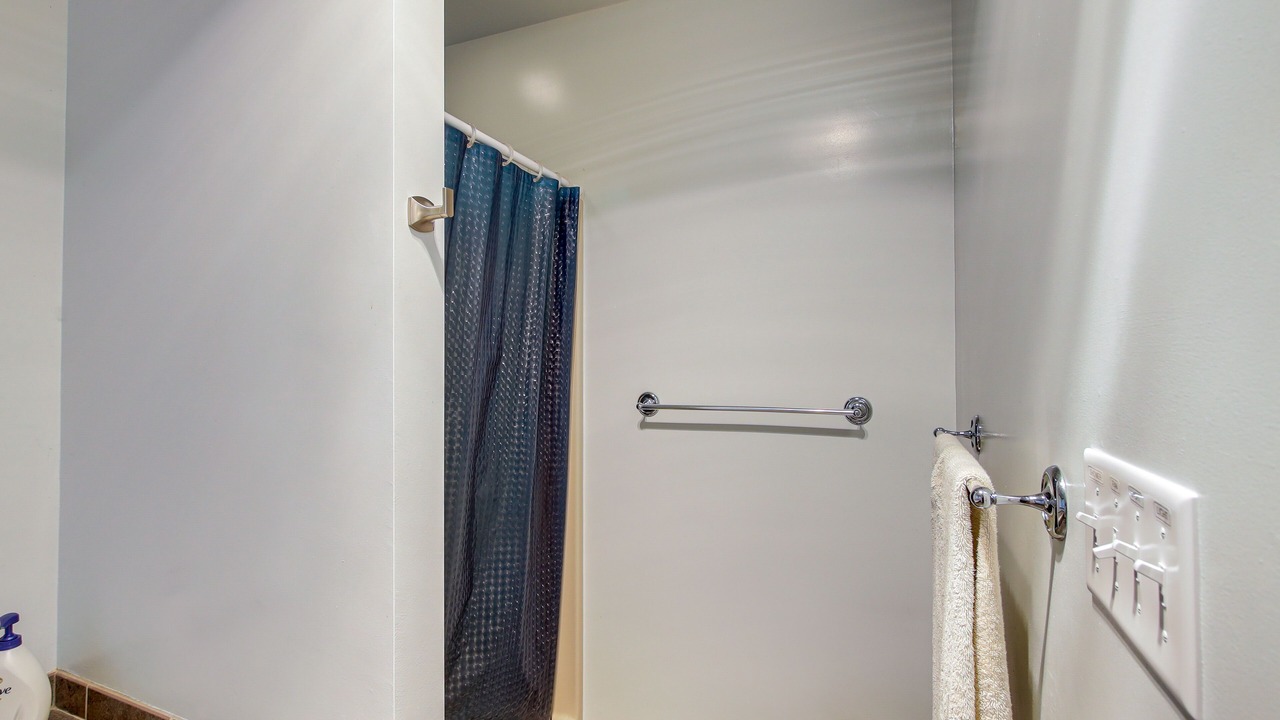 Photo of Bathroom in Sturgeon Bay