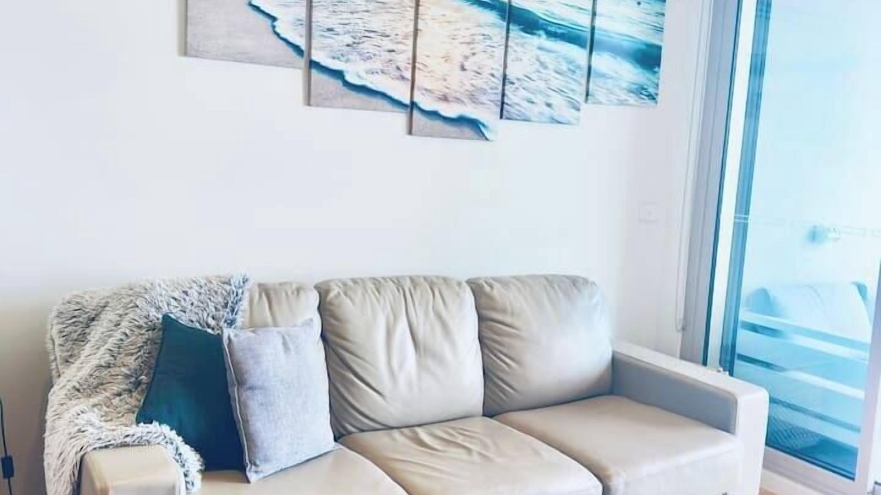 Photo of Livingroom in Bonbeach