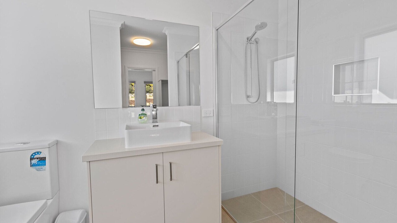 Photo of Bathroom in Lakes Entrance