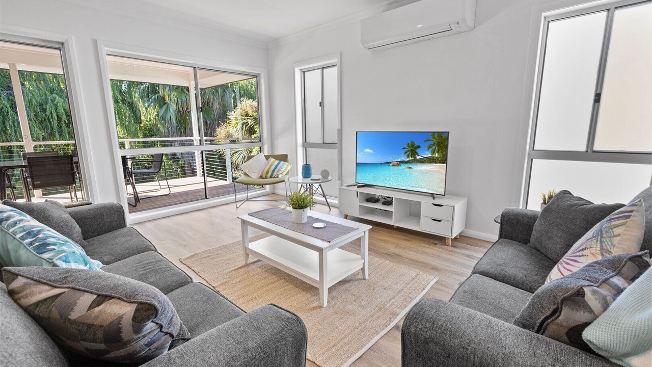 Photo of Livingroom in Lakes Entrance