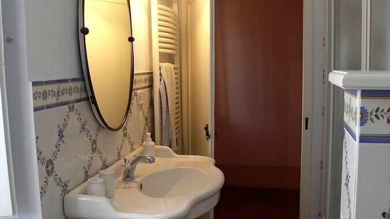 Photo of Bathroom in Castiglioncello del Trinoro