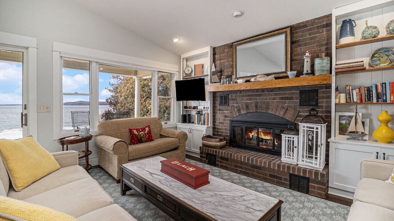 Photo of Livingroom in Beulah