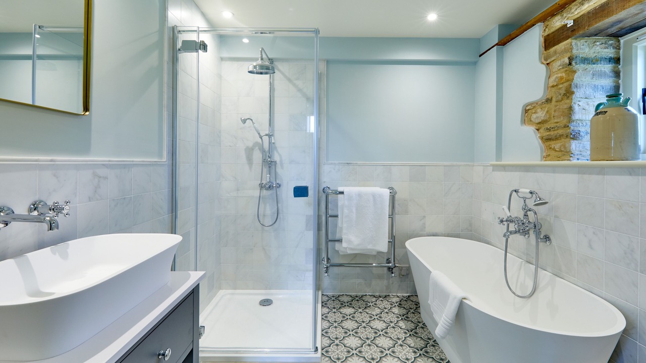 Photo of Bathroom in Ampney Crucis