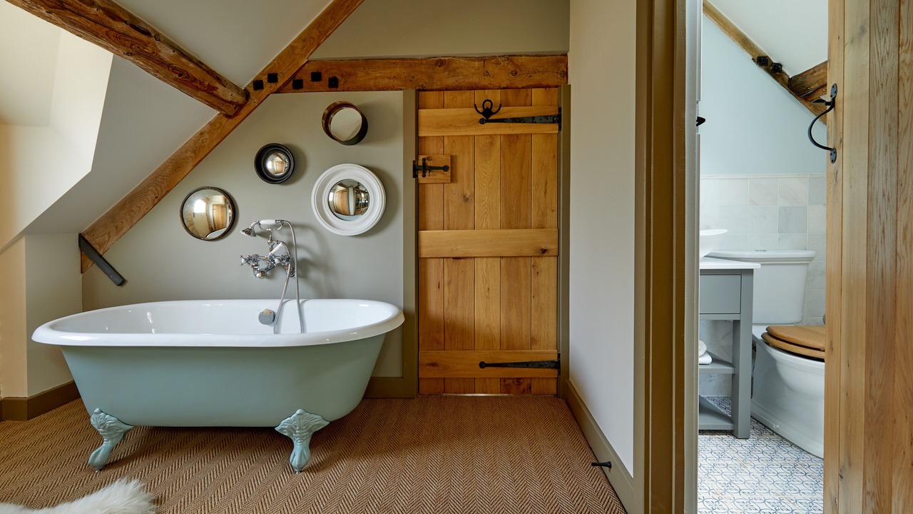 Photo of Bathroom in Ampney Crucis
