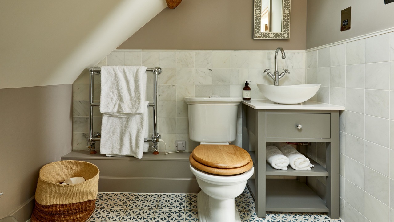 Photo of Bathroom in Ampney Crucis