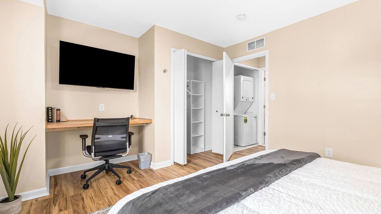 Photo of Bedroom in Roseville