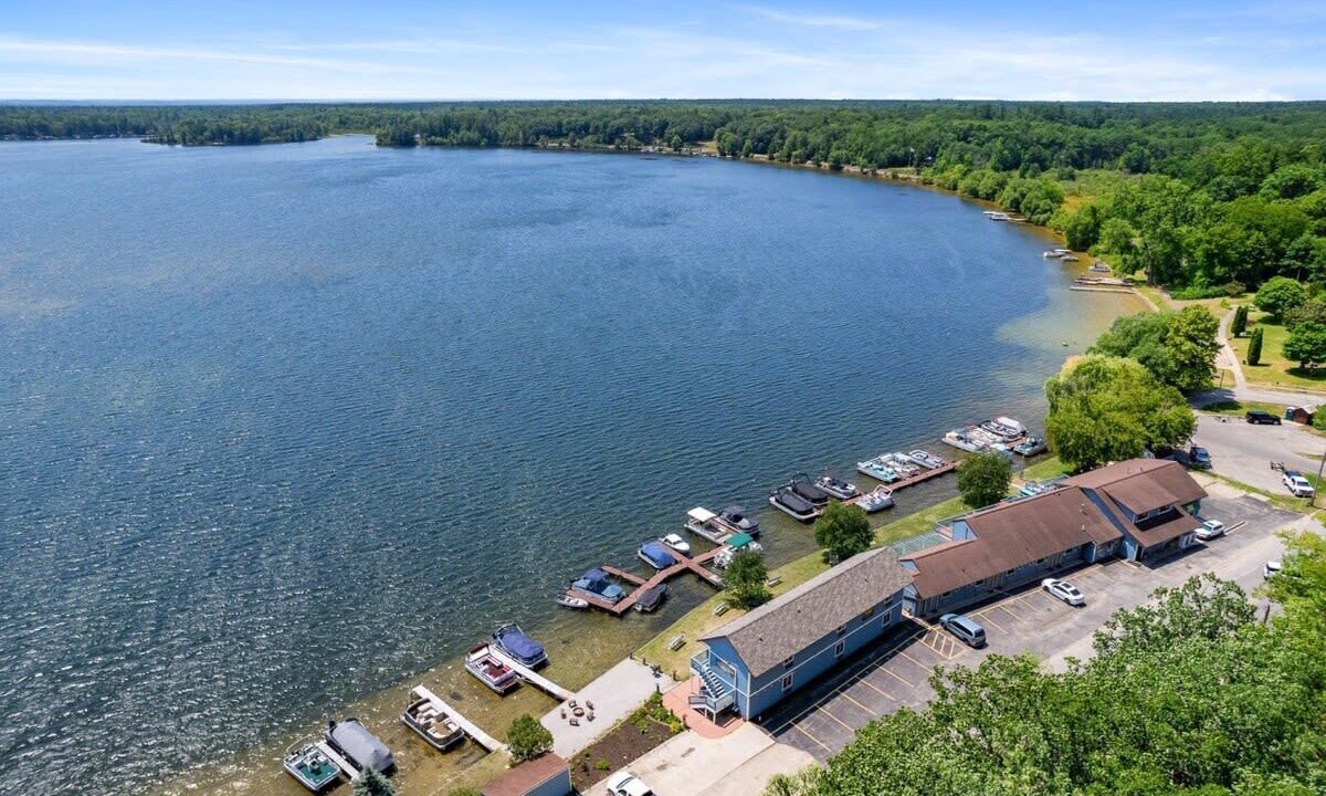 Photo of Outdoor in Mayfield