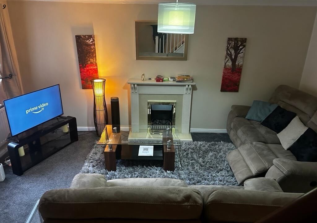 Photo of Livingroom in Oldbury