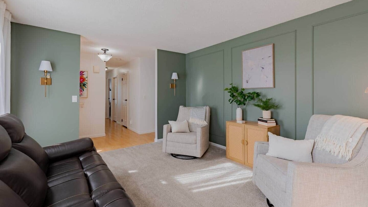 Photo of Livingroom in Midland