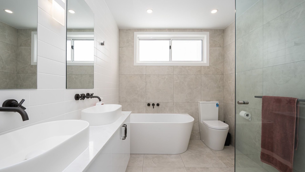 Photo of Bathroom in Capel Sound