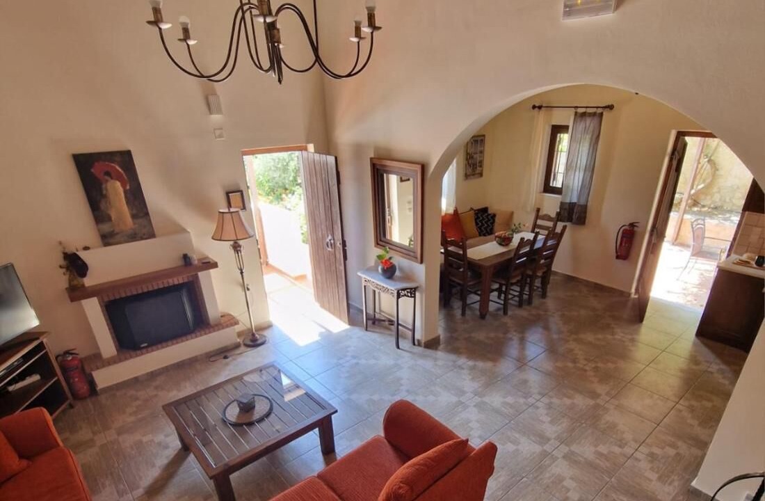 Photo of Livingroom in Douliana