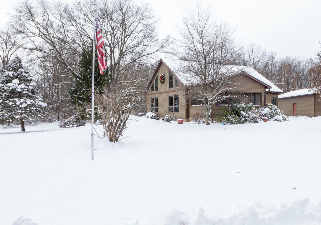 Photo of Outdoor in East Leroy