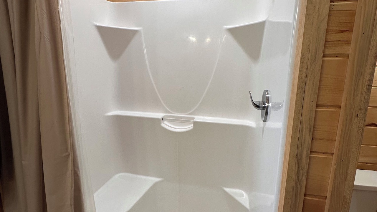 Photo of Bathroom in Oak Harbor