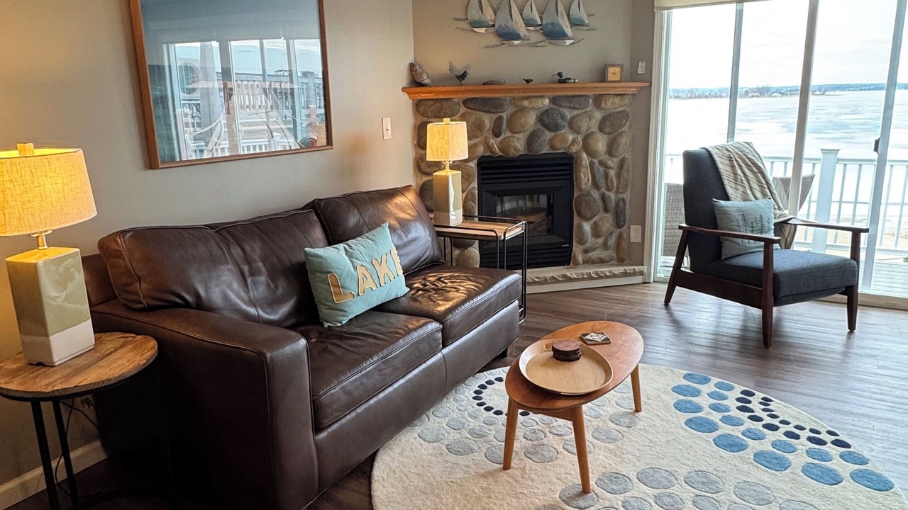 Photo of Livingroom in Onekama