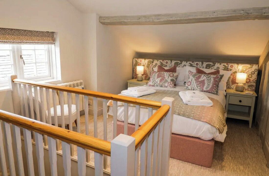 Photo of Bedroom in Broadway