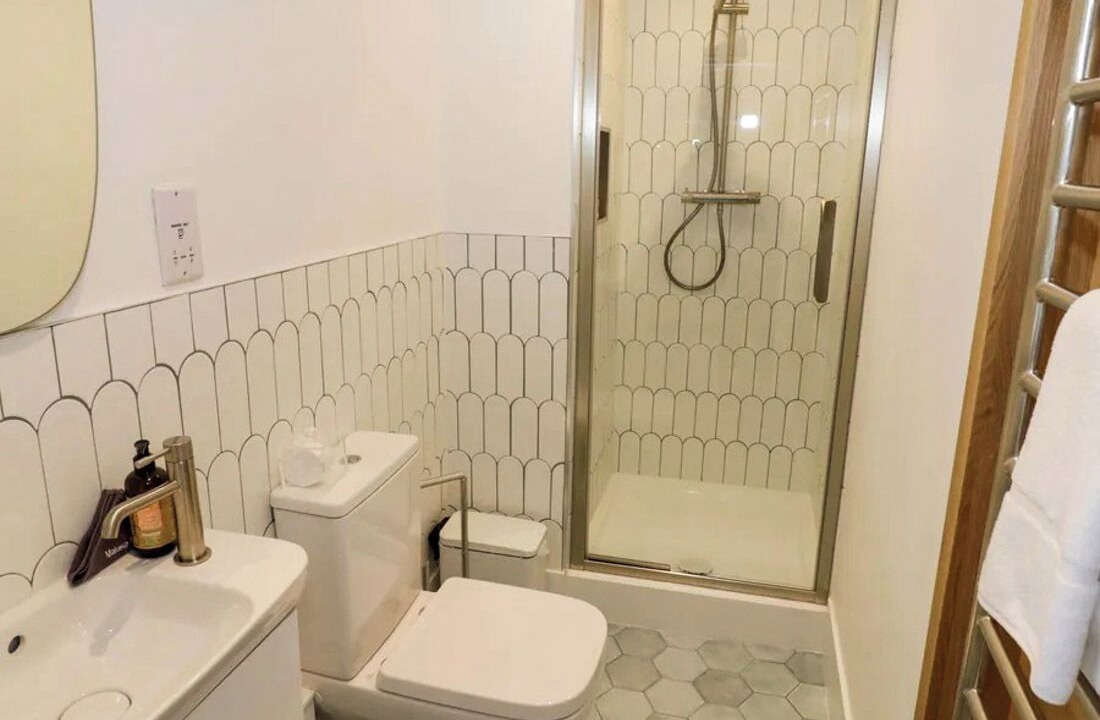 Photo of Bathroom in Broadway