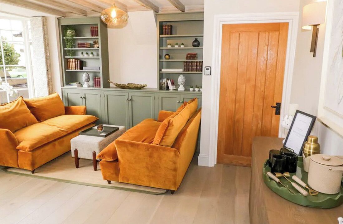 Photo of Livingroom in Broadway