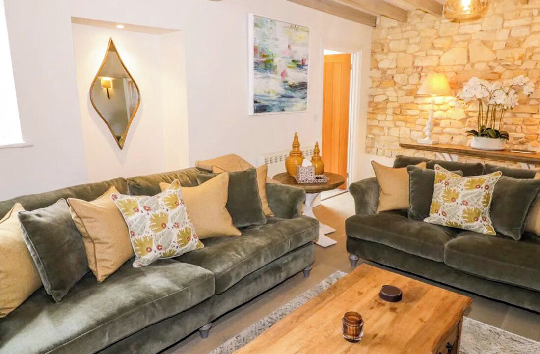 Photo of Livingroom in Broadway