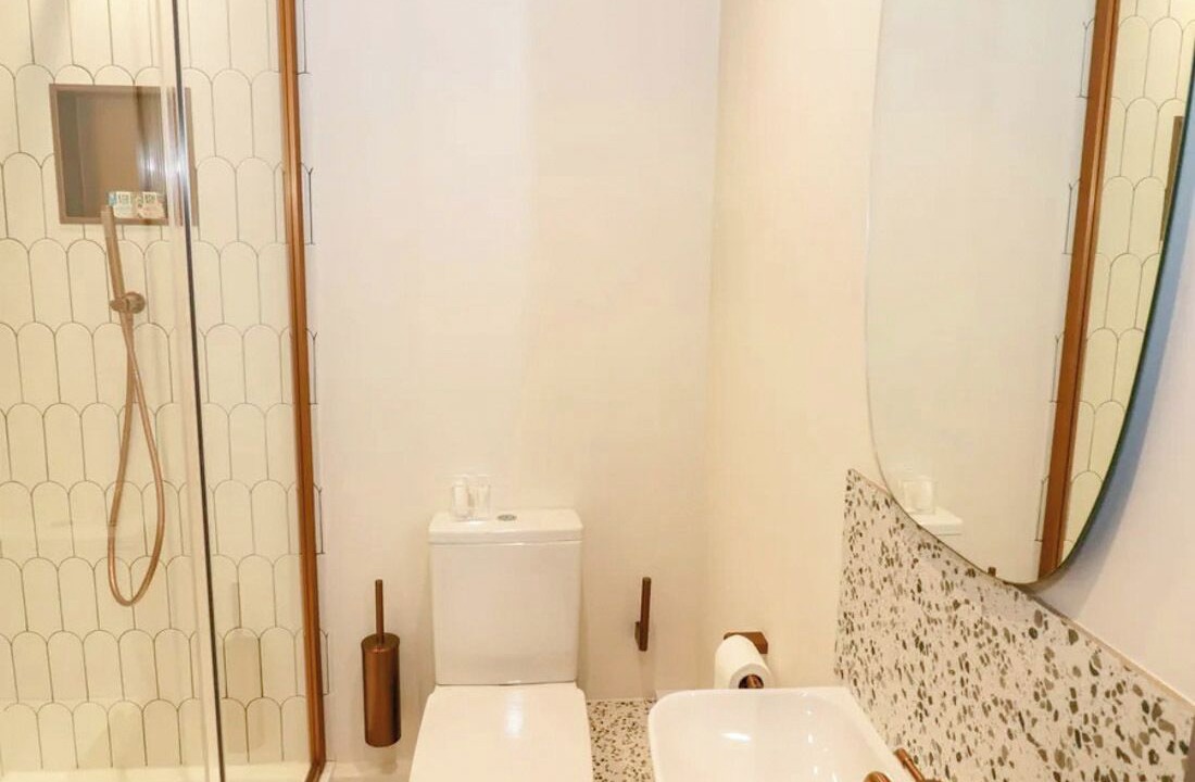 Photo of Bathroom in Broadway