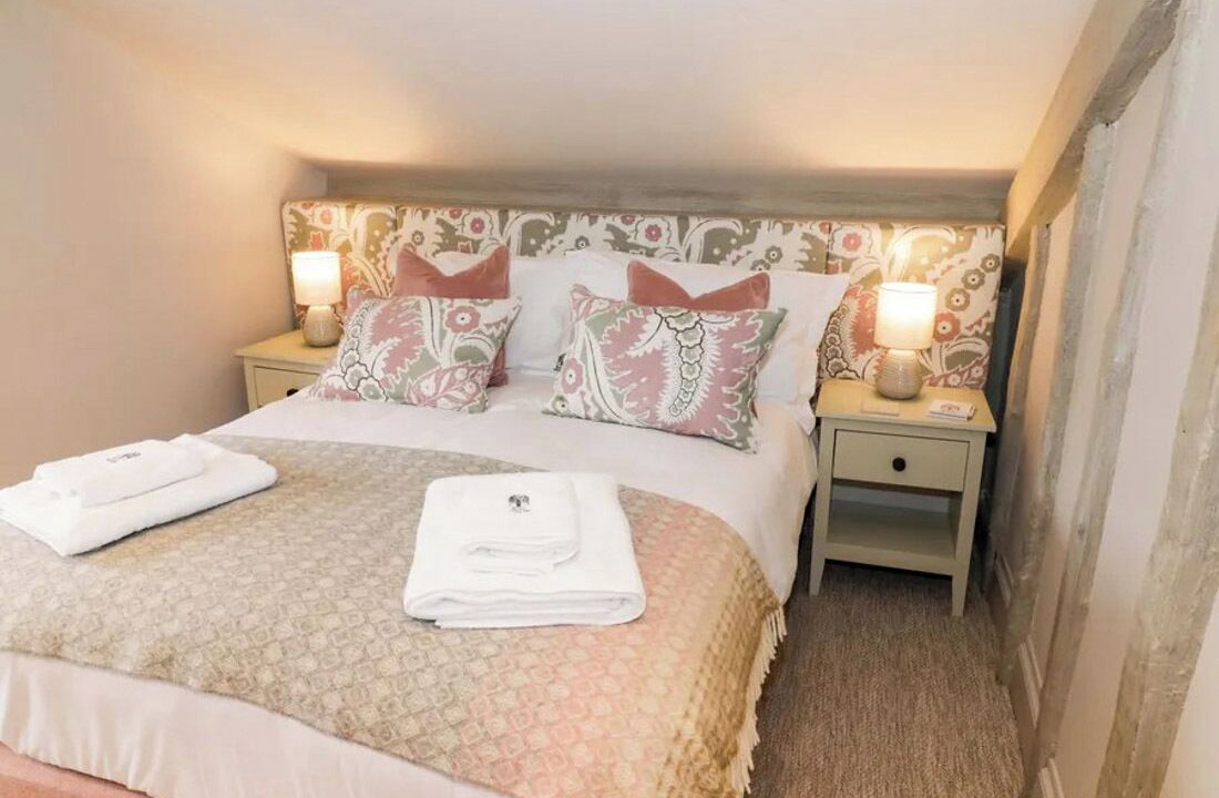 Photo of Bedroom in Broadway